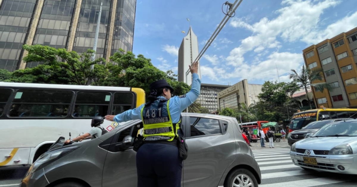 PICO y PLACA en MEDELLÍN para el viernes 14 de febrero 2025