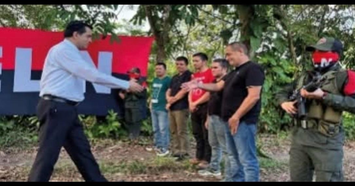 Eln libera a 5 agricultores y los da a la diócesis de Arauca
