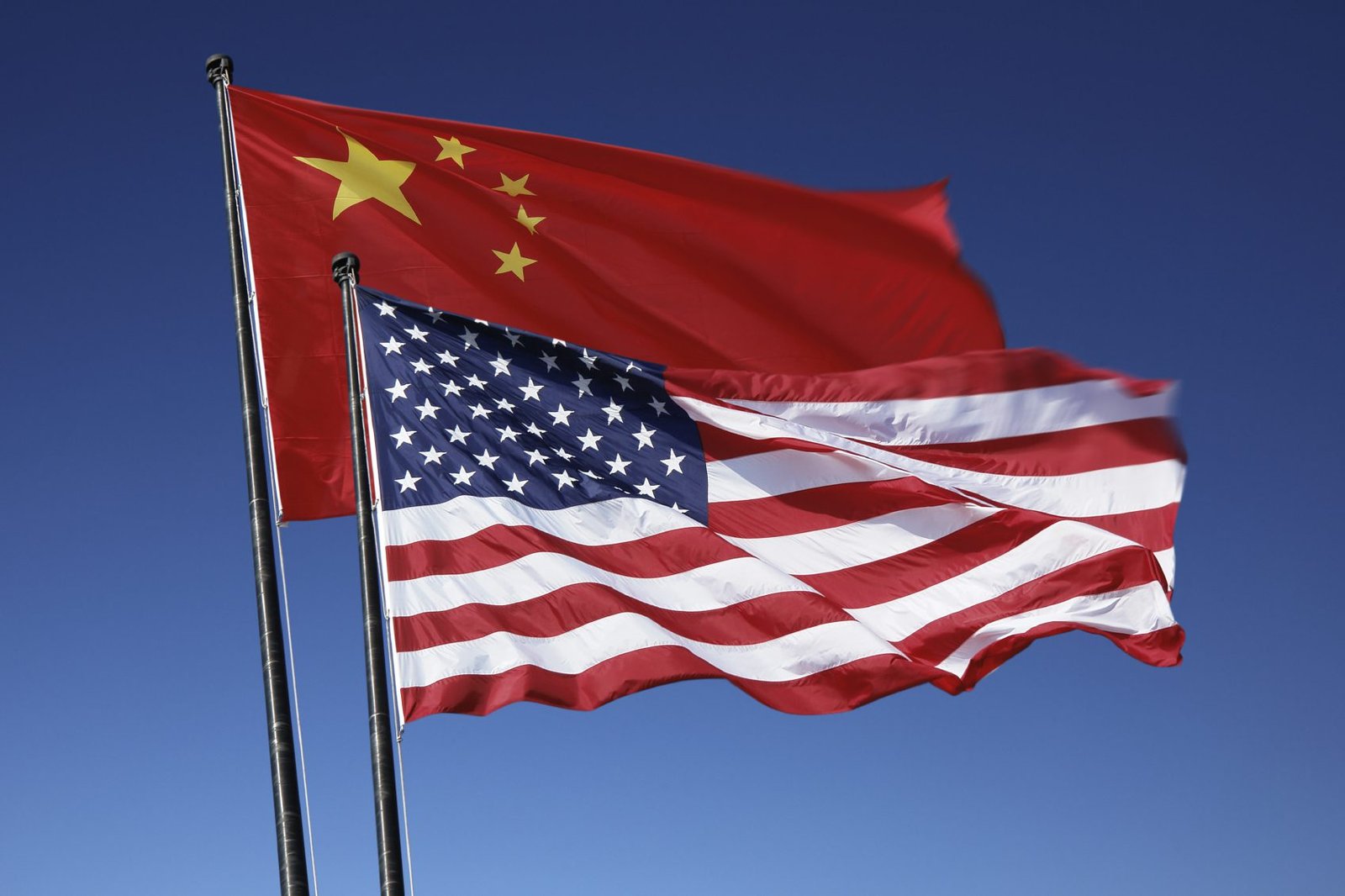 China y Estados Unidos anuncian negociaciones comerciales