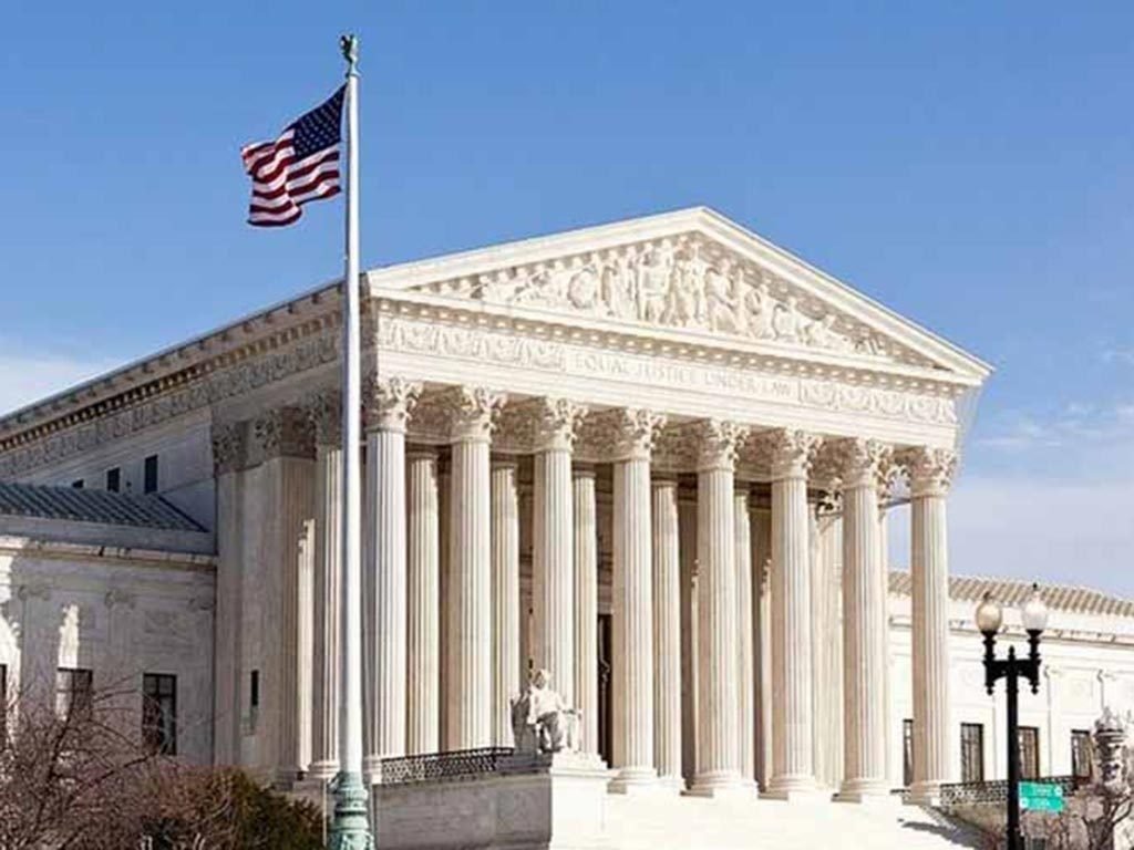 Supremo apoya a Trump en su intento de limitar la ciudadanía por nacimiento