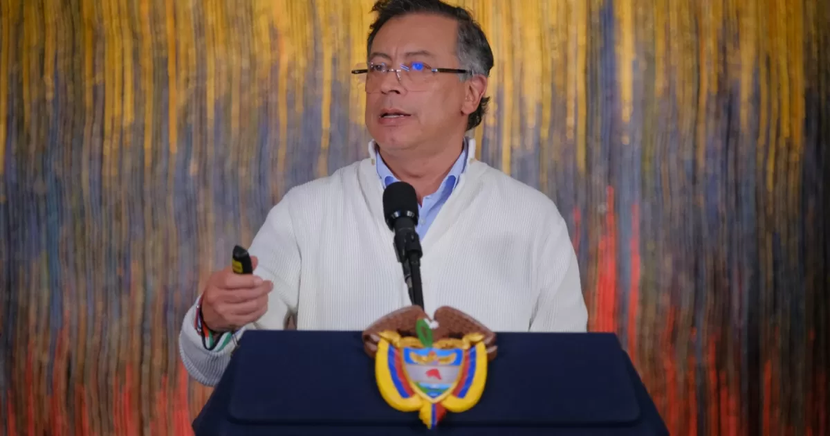 Silverio Gómez desencadena críticas agudas al gobierno